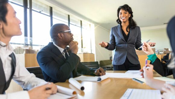 Des stratégies éprouvées pour devenir un excellent manager commercial